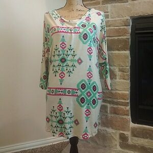 Fascination ( boutique) Aztec Print Tunic  sz S
